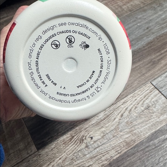 Viral 32oz Owala Tulip Bouquet  FreeSip Water Bottle Urban Outfitters - Picture 2 of 3